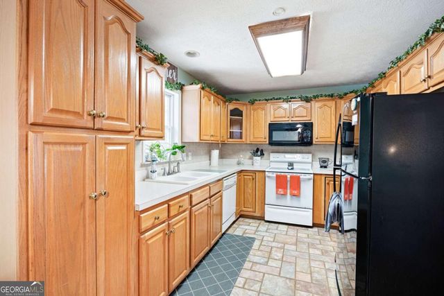 645 Old Dallas Acworth Road N, Dallas, GA 30132