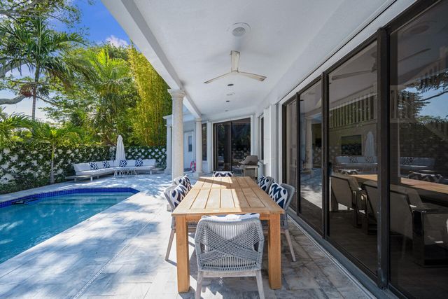 5809 NW 21st Way, Boca Raton, FL 33496