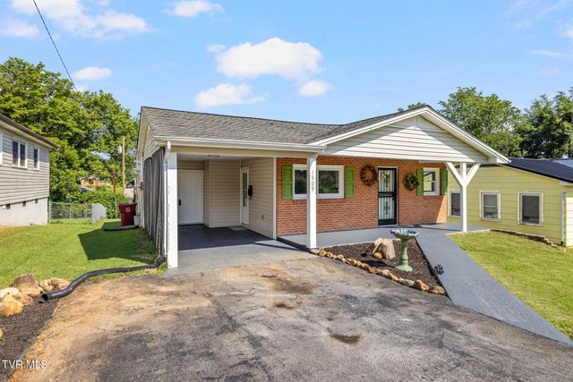 1509 East Holston Avenue, Johnson City, TN 37601
