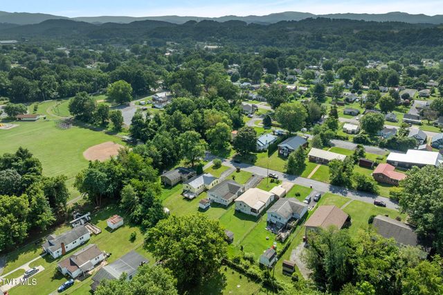 1509 East Holston Avenue, Johnson City, TN 37601