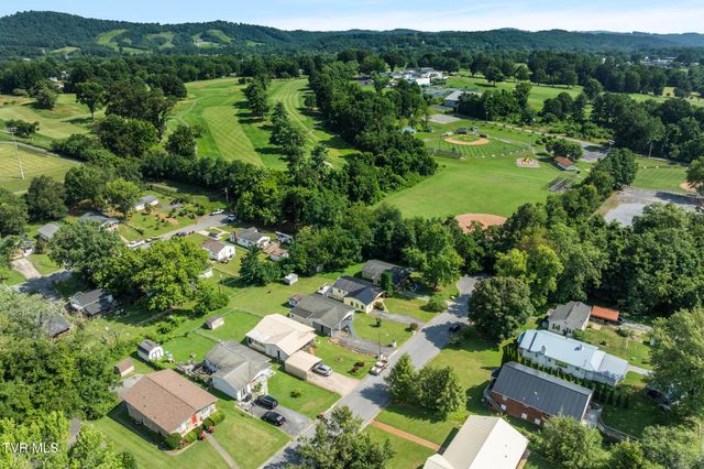 1509 East Holston Avenue, Johnson City, TN 37601