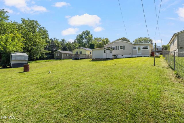 1509 East Holston Avenue, Johnson City, TN 37601
