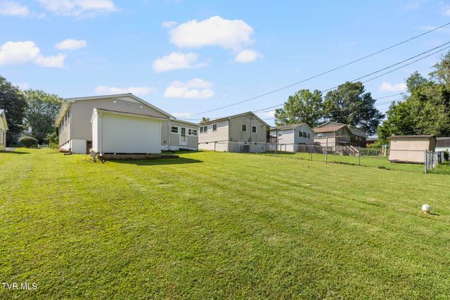 1509 East Holston Avenue, Johnson City, TN 37601
