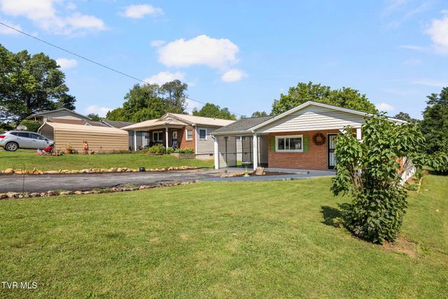 1509 East Holston Avenue, Johnson City, TN 37601