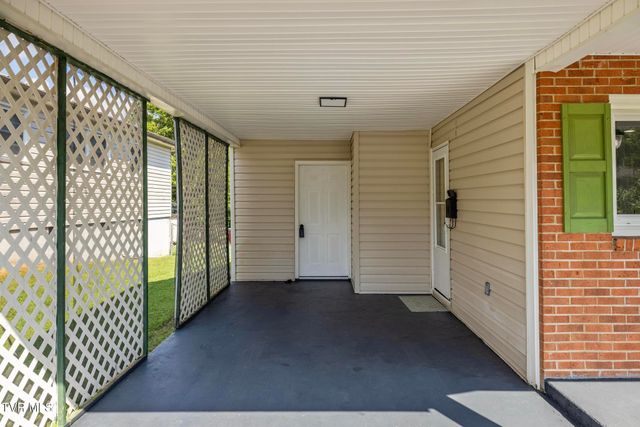 1509 East Holston Avenue, Johnson City, TN 37601