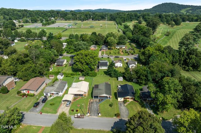 1509 East Holston Avenue, Johnson City, TN 37601