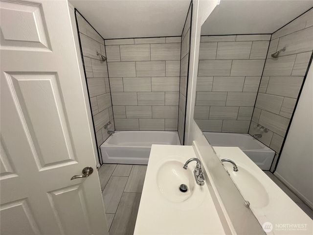 5705 SW Littlerock Road #16, Tumwater, WA 98512