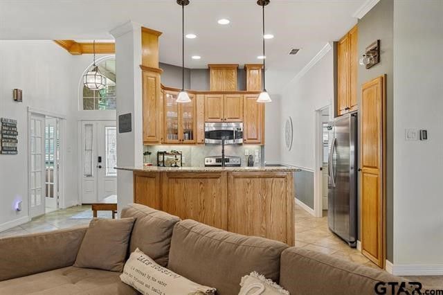 3522 S Island Drive, Chandler, TX 75758
