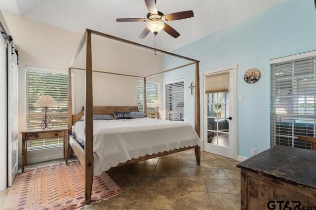 3522 S Island Drive, Chandler, TX 75758