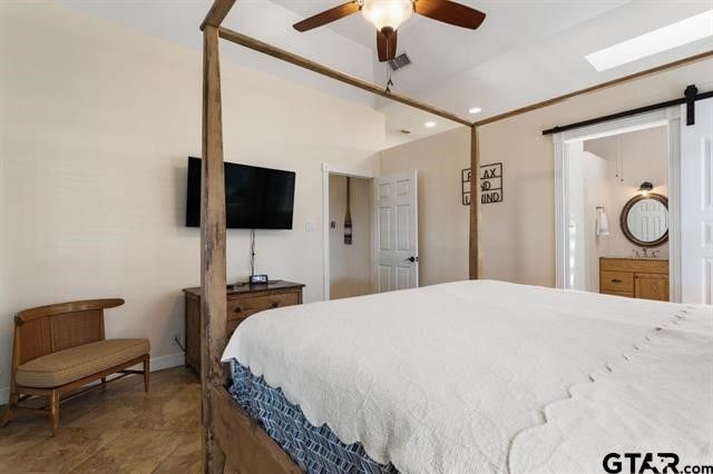 3522 S Island Drive, Chandler, TX 75758