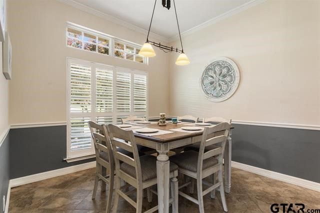 3522 S Island Drive, Chandler, TX 75758