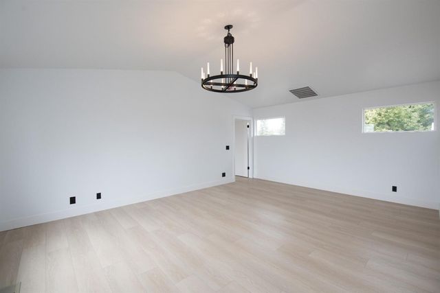 606 Hartley Dr, Modesto, CA 95356