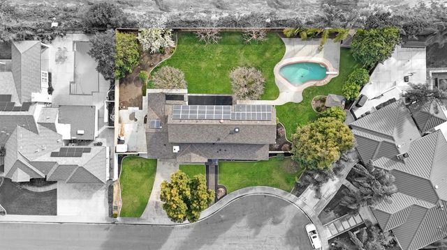 606 Hartley Dr, Modesto, CA 95356