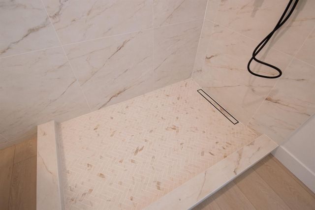 606 Hartley Dr, Modesto, CA 95356