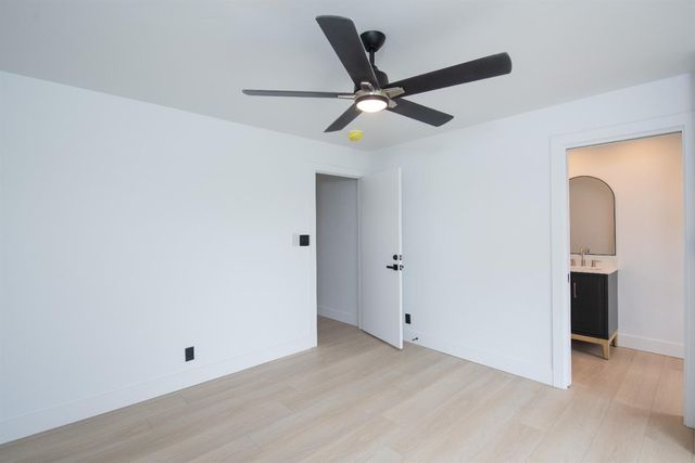 606 Hartley Dr, Modesto, CA 95356