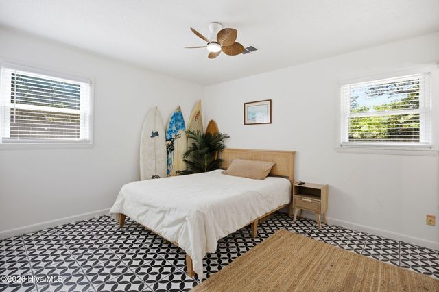 329 Cathay Road, Wilmington, NC 28412