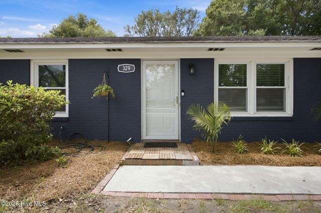 329 Cathay Road, Wilmington, NC 28412