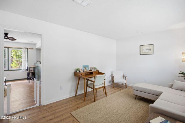 329 Cathay Road, Wilmington, NC 28412