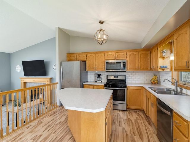 1665 155th Avenue NW, Andover, MN 55304
