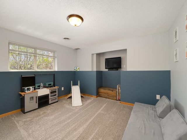 1665 155th Avenue NW, Andover, MN 55304
