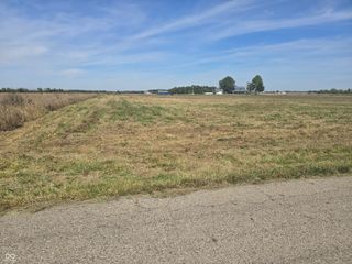 near 7160 E 200 North Road, Shelbyville, IN 46176