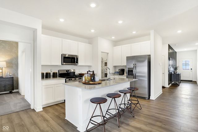 15562 Alperton Road, Fishers, IN 46037