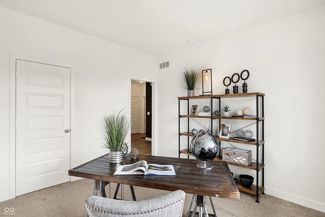 15562 Alperton Road, Fishers, IN 46037