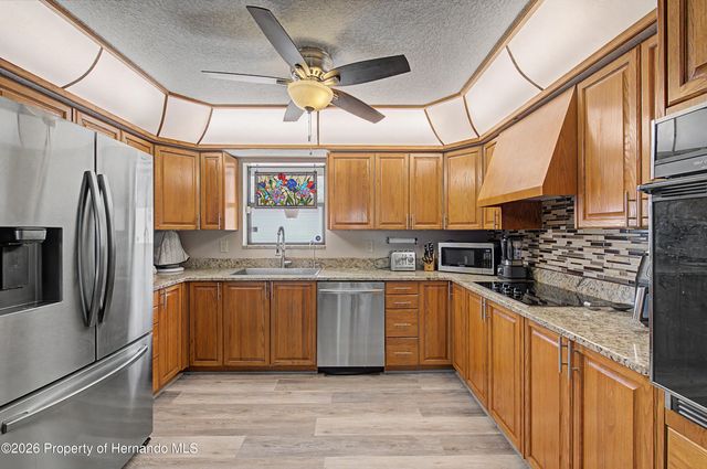 13337 Susan Drive, Hudson, FL 34667