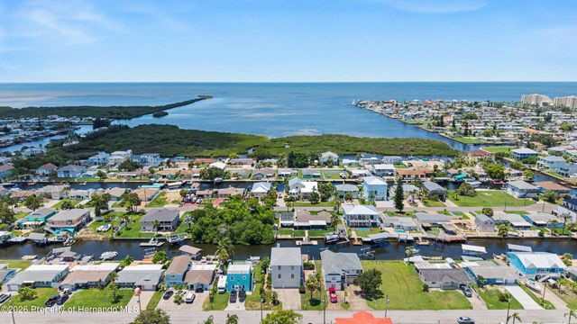 13337 Susan Drive, Hudson, FL 34667