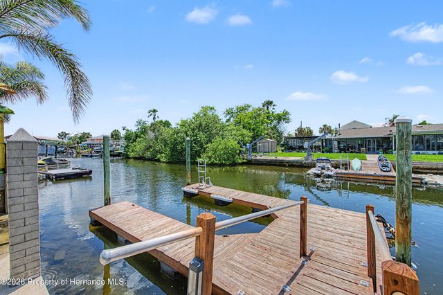 13337 Susan Drive, Hudson, FL 34667