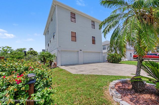 13337 Susan Drive, Hudson, FL 34667