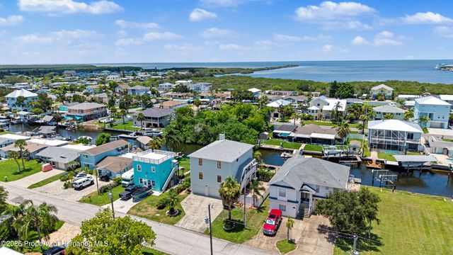 13337 Susan Drive, Hudson, FL 34667