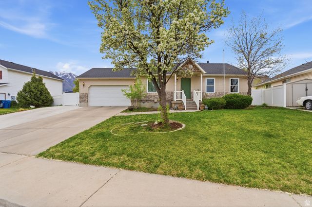 1216 E LOAFER VIEW DR, Payson, UT 84651