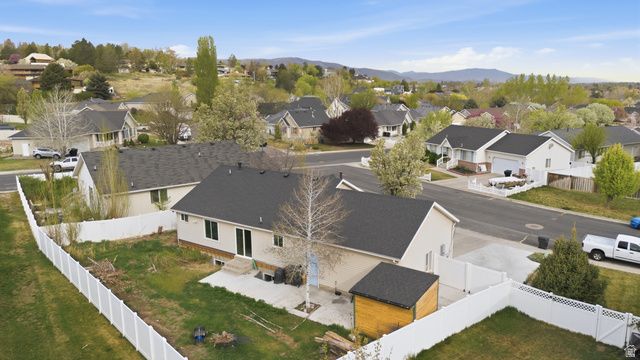 1216 E LOAFER VIEW DR, Payson, UT 84651