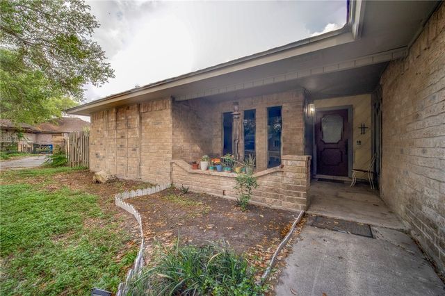 4305 Lavaca River Ct, Corpus Christi, TX 78410