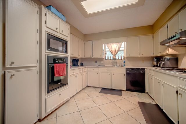 4305 Lavaca River Ct, Corpus Christi, TX 78410