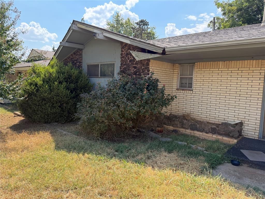 7109 S Shartel Avenue, Oklahoma City, OK 73139