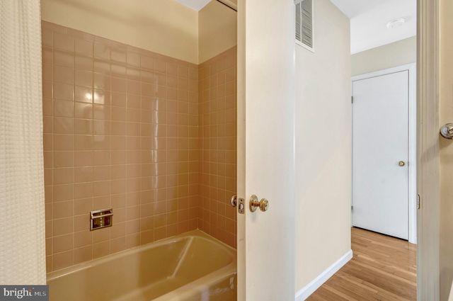 7413 FORRESTER LN, Manassas, VA 20109