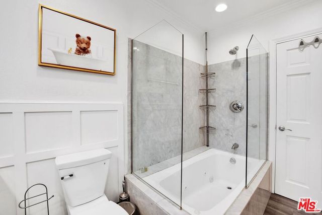 8345 White Oak Avenue, Los Angeles, CA 91325