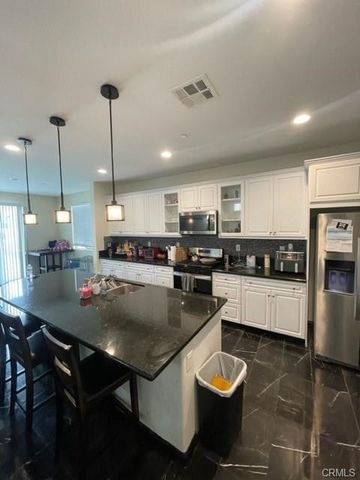 31542 Alicante, Winchester, CA 92596