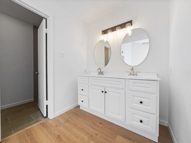 2139 Lake Village Drive, Kingwood, TX 77339