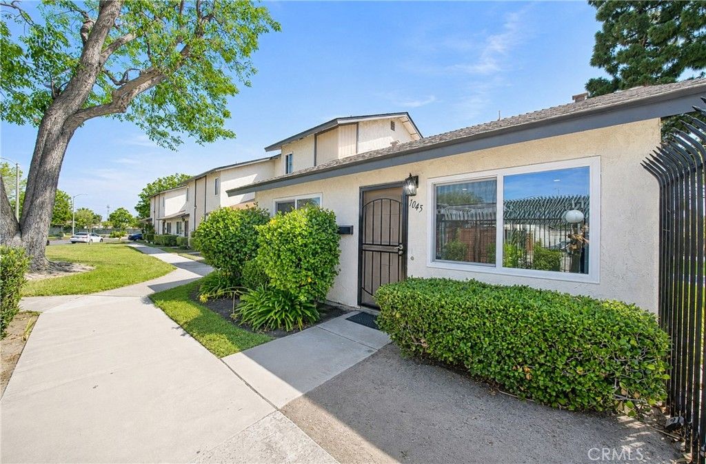 Image 2 of property listing at 1045 Buccaneer, Placentia, CA 92870