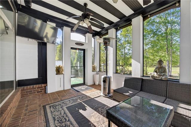 6025 Golf View Crossing, Locust Grove, GA 30248