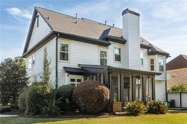 6025 Golf View Crossing, Locust Grove, GA 30248