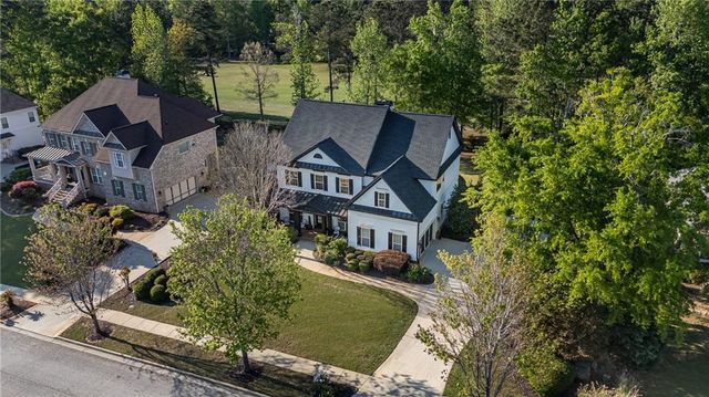6025 Golf View Crossing, Locust Grove, GA 30248