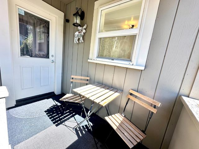 1677 2nd St, Arnold, CA 95223