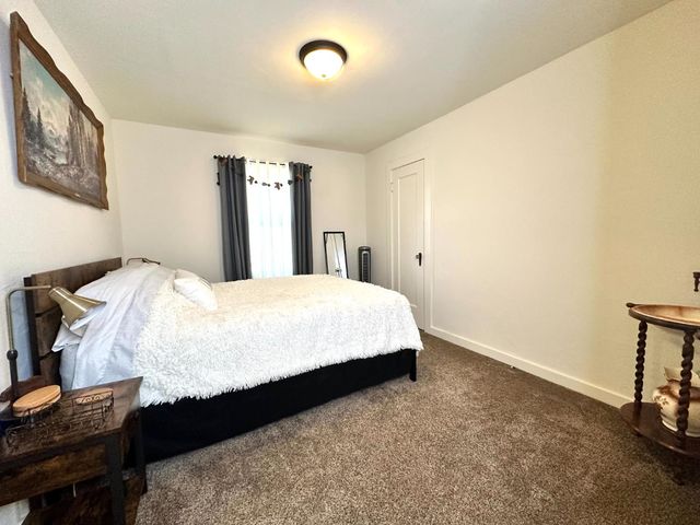 1677 2nd St, Arnold, CA 95223