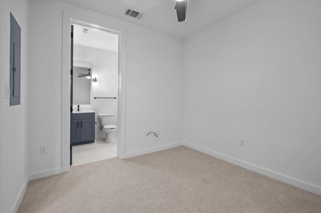 1100 N Zang Boulevard 316, Dallas, TX 75203