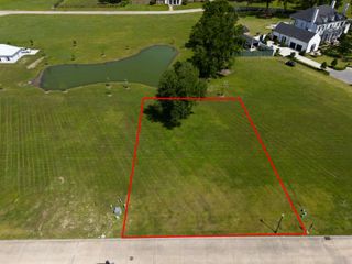 465 Sweet Grass Loop, Thibodaux, LA 70301