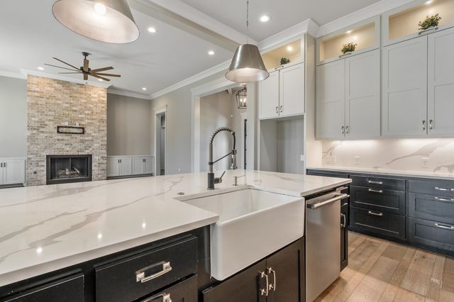 7580 Northlake Drive, Tyler, TX 75703